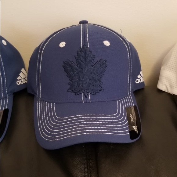 Lids maple leafs hat - Picture 1 of 2